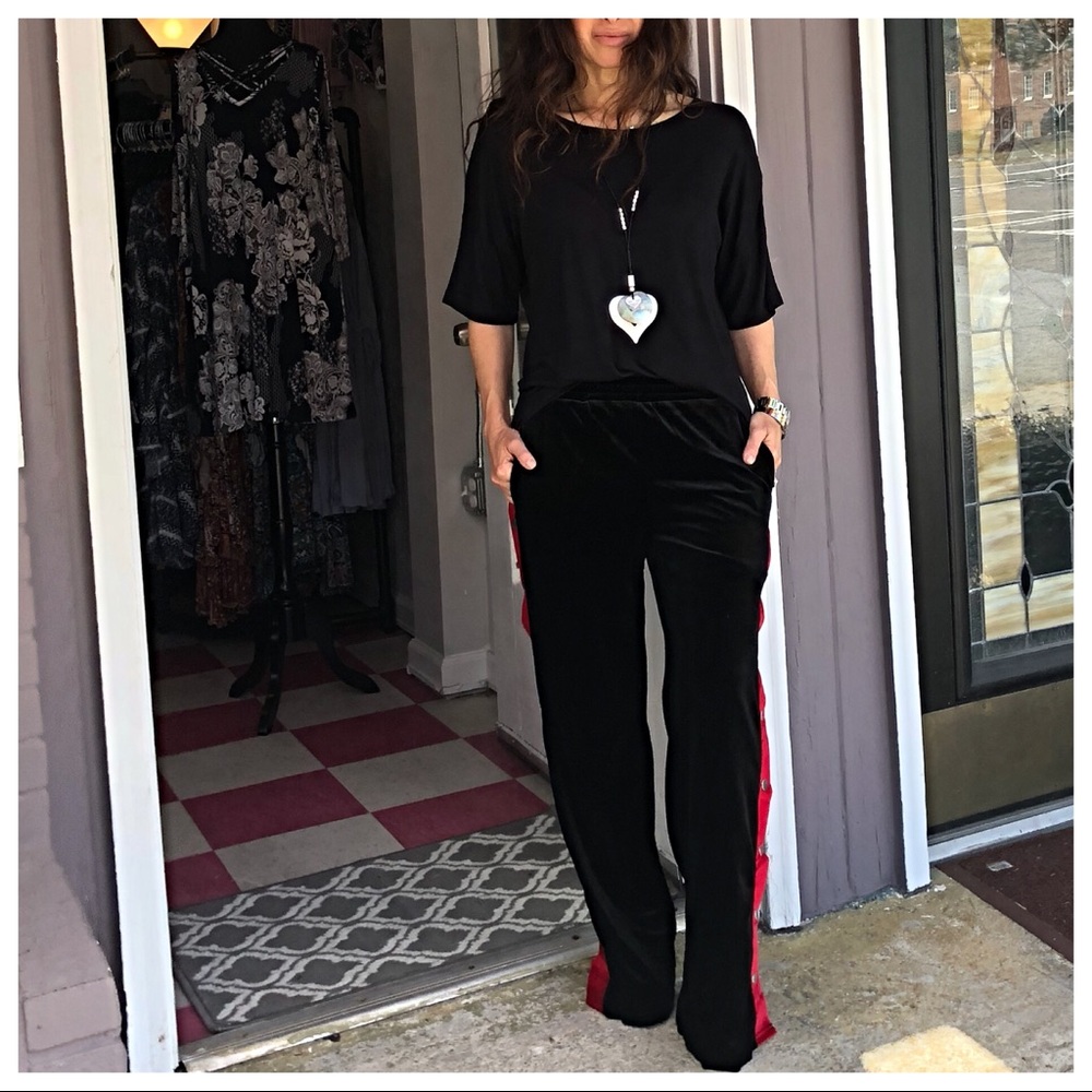 ✨LAST ONE✨Black velvet side pocket pants w/stripes - Picture 3 of 8